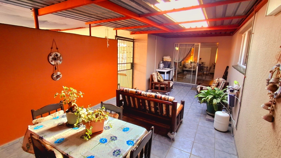 3 Bedroom Property for Sale in Vaalpark Free State